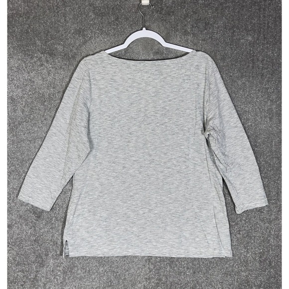 Lands End Top Womens Size Large 14-16 Gray Striped 3/4 Sleeve 3D Rose Applique - Picture 2 of 8
